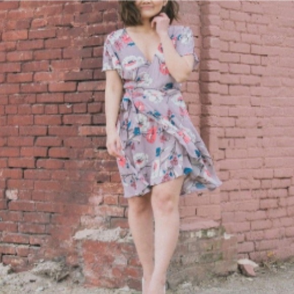 ASTR The Label Purple Floral Wrap Dress SZ S - Picture 1 of 6